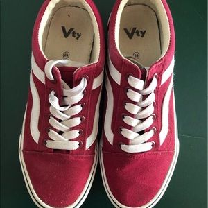 Vty sneakers